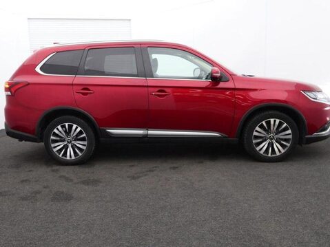 Mitsubishi Outlander EXCEED 3