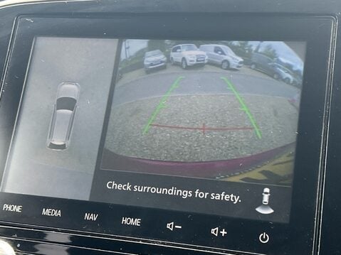 Mitsubishi Outlander EXCEED 24