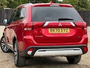 Mitsubishi Outlander EXCEED 2