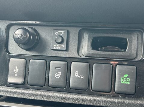 Mitsubishi Outlander EXCEED 26