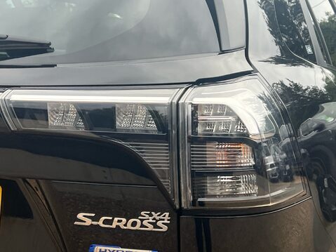 Suzuki S-Cross MOTION BOOSTERJET MHEV 15