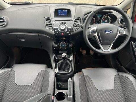 Ford Fiesta TITANIUM X 3