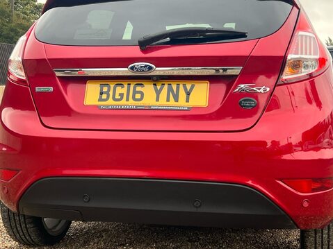 Ford Fiesta TITANIUM X 12