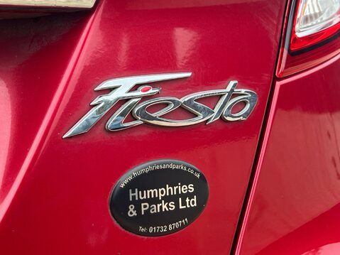 Ford Fiesta TITANIUM X 17