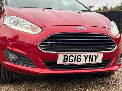 Ford Fiesta TITANIUM X 11