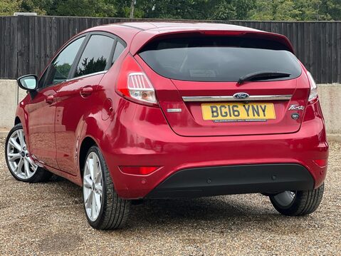 Ford Fiesta TITANIUM X 2