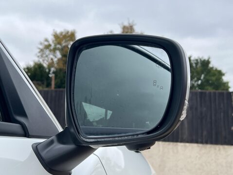 Suzuki e Vitara 49kWh Motion Auto 5dr 22