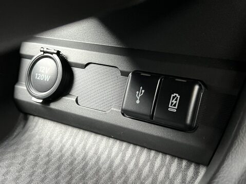 Suzuki e Vitara 49kWh Motion Auto 5dr 20