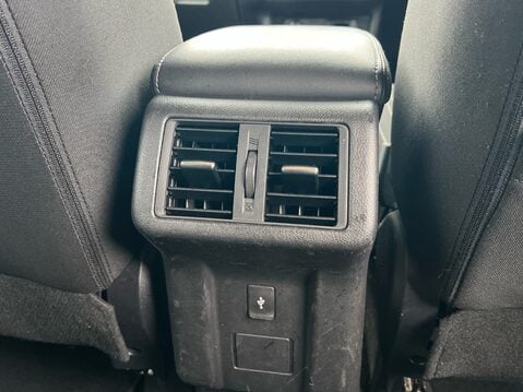 Mitsubishi Outlander DESIGN 33