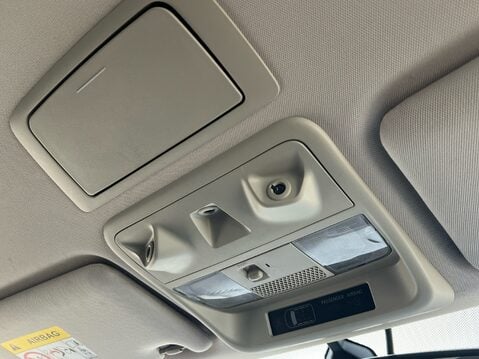 Mitsubishi Outlander DESIGN 30