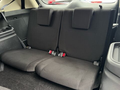 Mitsubishi Outlander DESIGN 36