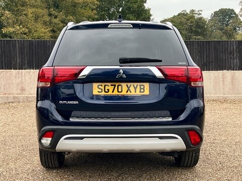 Mitsubishi Outlander DESIGN 8