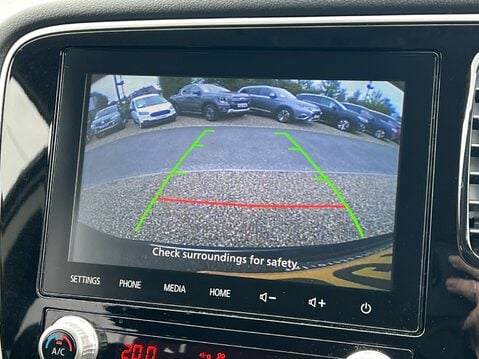 Mitsubishi Outlander DESIGN 21