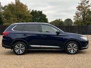 Mitsubishi Outlander DESIGN 5