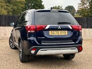 Mitsubishi Outlander DESIGN 2