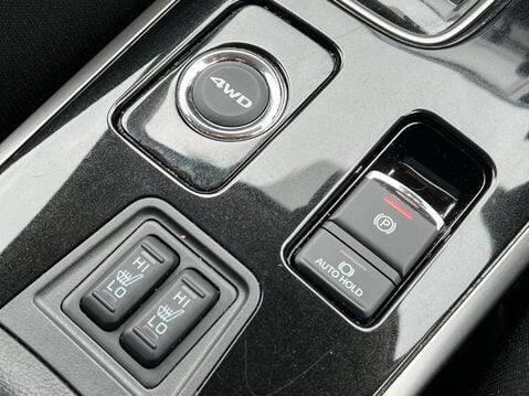 Mitsubishi Outlander DESIGN 24