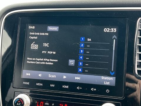 Mitsubishi Outlander PHEV EXCEED SAFETY 22