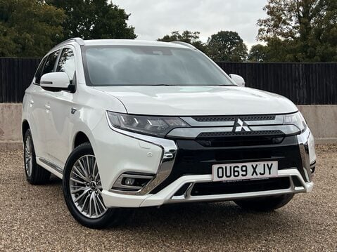 Mitsubishi Outlander PHEV EXCEED SAFETY 1