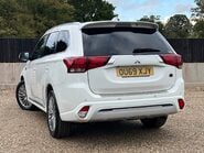 Mitsubishi Outlander PHEV EXCEED SAFETY 2