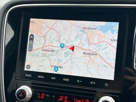 Mitsubishi Outlander PHEV EXCEED SAFETY 21