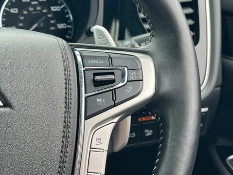 Mitsubishi Outlander PHEV EXCEED SAFETY 29