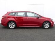 Toyota Corolla ICON 3