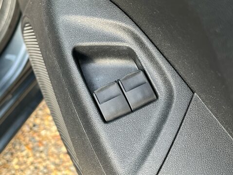 Toyota Aygo VVT-I X-PLAY 28