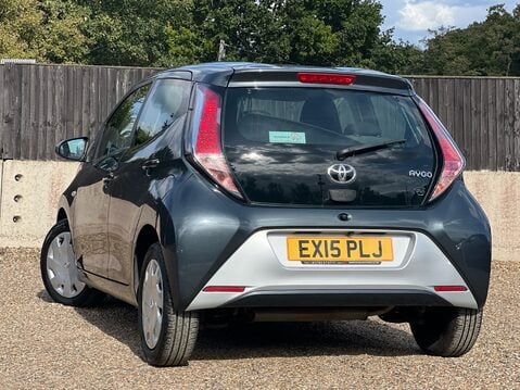 Toyota Aygo VVT-I X-PLAY 2