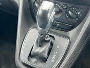 Ford Tourneo Connect ZETEC TDCI S/S 25