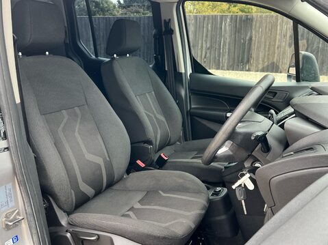 Ford Tourneo Connect ZETEC TDCI S/S 19