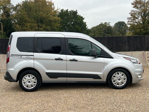 Ford Tourneo Connect ZETEC TDCI S/S 5