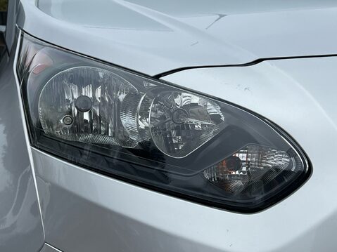 Ford Tourneo Connect ZETEC TDCI S/S 14