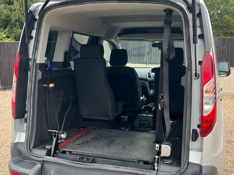 Ford Tourneo Connect ZETEC TDCI S/S 33