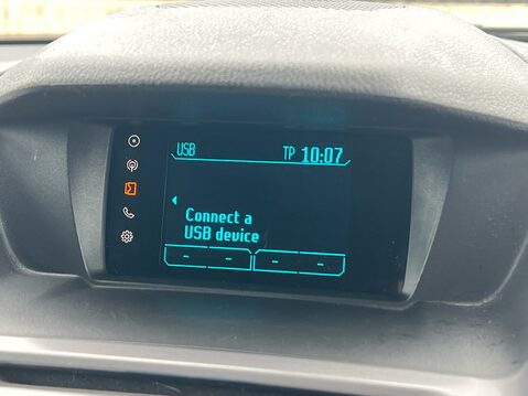 Ford Tourneo Connect ZETEC TDCI S/S 21