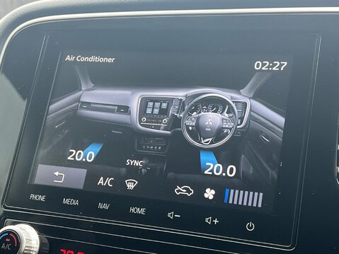 Mitsubishi Outlander EXCEED 24