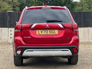 Mitsubishi Outlander EXCEED 8