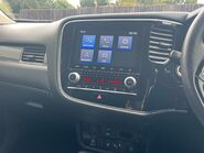 Mitsubishi Outlander EXCEED 12