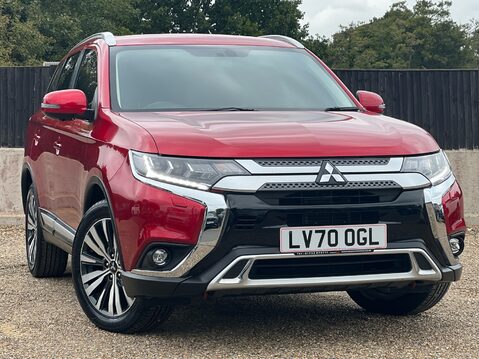 Mitsubishi Outlander EXCEED 1