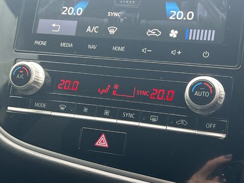 Mitsubishi Outlander EXCEED 26