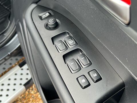 KGM Musso SARACEN 32