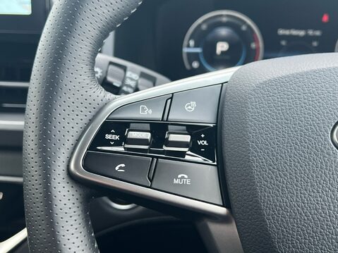 KGM Musso SARACEN 28