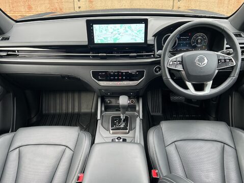 KGM Musso SARACEN 10