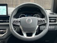 KGM Musso SARACEN 33