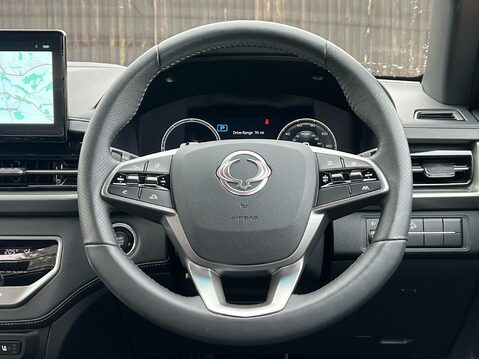 KGM Musso SARACEN 33