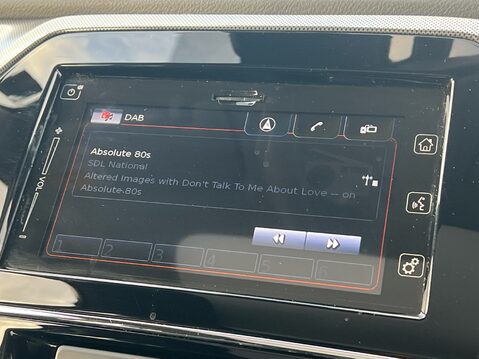 Suzuki Vitara SZ5 MHEV 19