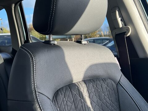 Suzuki Vitara SZ5 MHEV 35