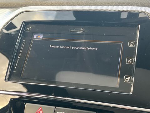 Suzuki Vitara SZ5 MHEV 22