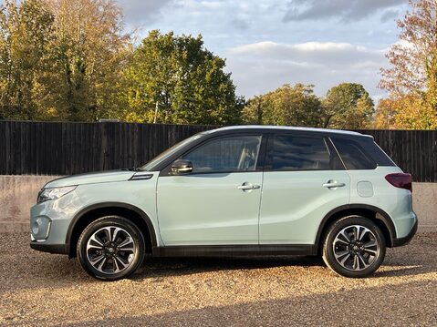 Suzuki Vitara SZ5 MHEV 6