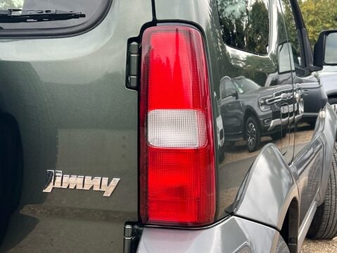 Suzuki Jimny SZ4 15