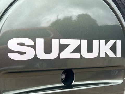 Suzuki Jimny SZ4 28